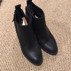 Leather booties with heel!!